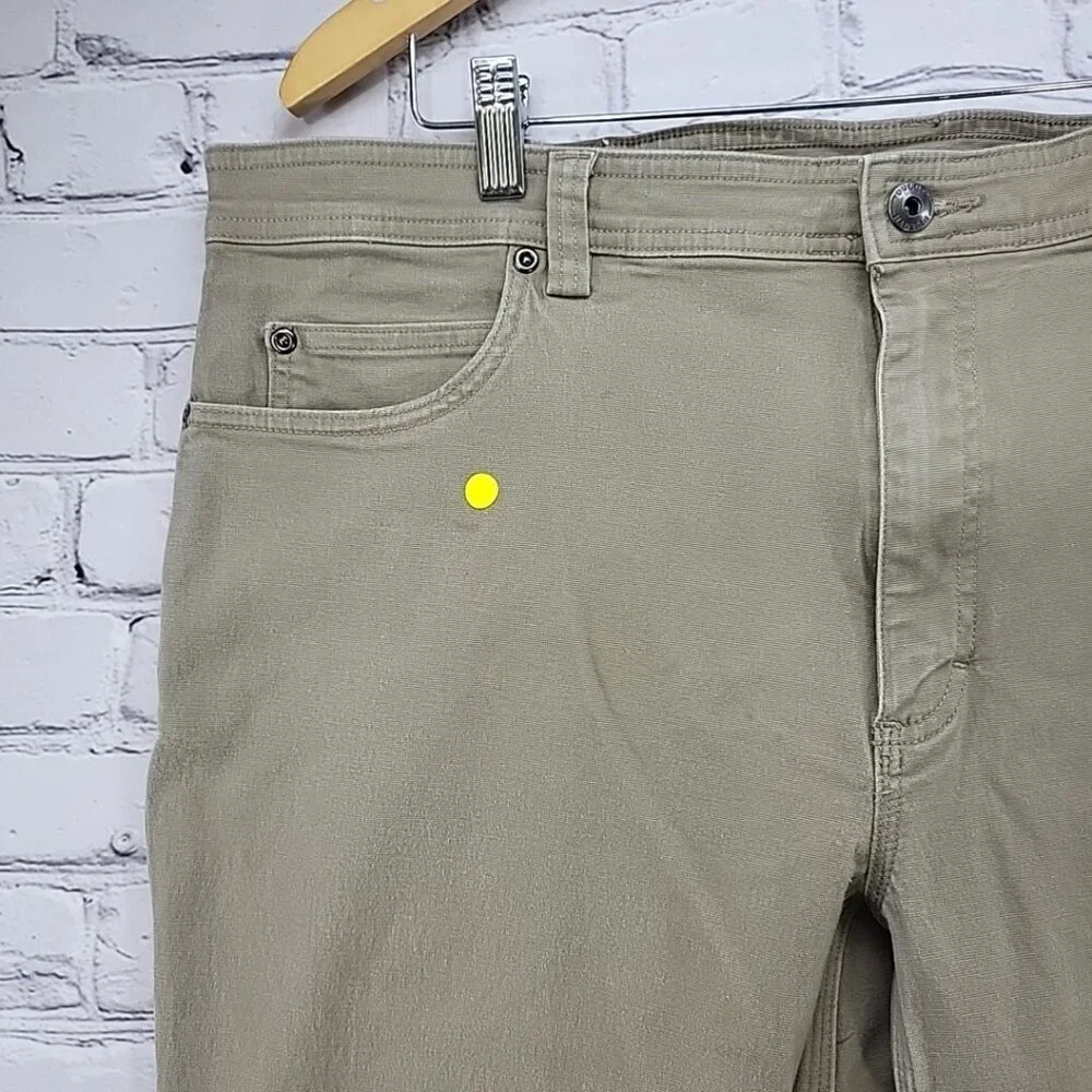Duluth Trading Flex Fire Hose Slim Fit Mens Sz 40X30 Tan Pants Flaw Tiny Spots‎